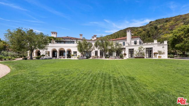 9904 Kip Dr, House other with 10 bedrooms, 22 bathrooms and null parking in Beverly Hills CA | Image 26