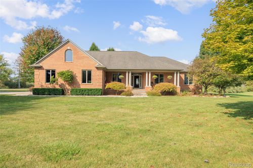 7030 Marsh Rd, Cottrellville, MI, 48039-2701 | Card Image