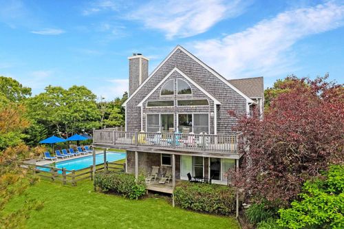 9 Thaxter Ln, Edgartown, MA, 02539-7715 | Card Image