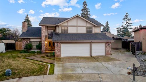 1350 Lindale Pl, Porterville, CA, 93257-1117 | Card Image