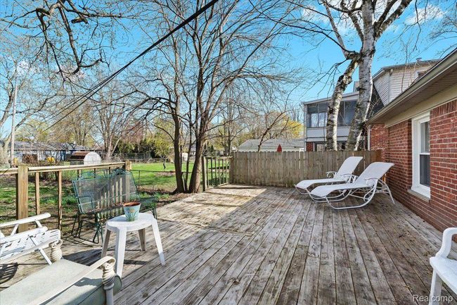 45520 Deshon St, House other with 3 bedrooms, 2 bathrooms and null parking in Utica MI | Image 19