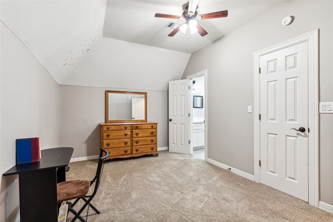 Bedroom | Image 25