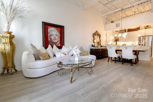 unit-221-720 Governor Morrison St, Charlotte, NC, 28211-1860 | Card Image
