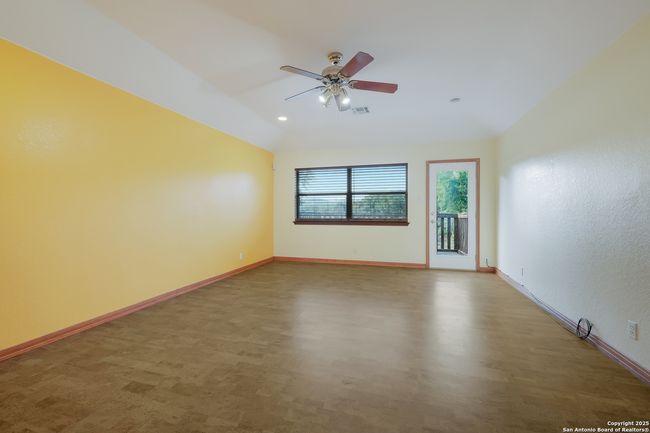 542 Silver Spgs, House other with 3 bedrooms, 3 bathrooms and null parking in Helotes TX | Image 11