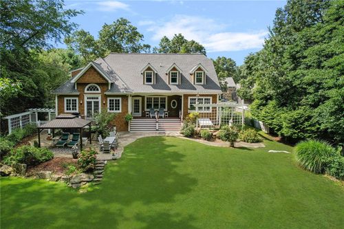 26 Thayer Avenue, Narragansett, RI, 02882 | Card Image