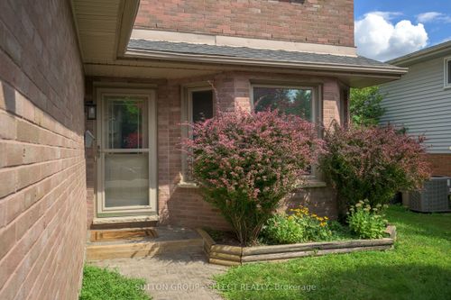 1730 Blackwater Rd, London, ON, N5X3B5 | Card Image