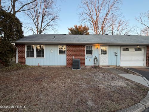 1237 Hamilton Ct, Lakewood, NJ, 08701-7942 | Card Image