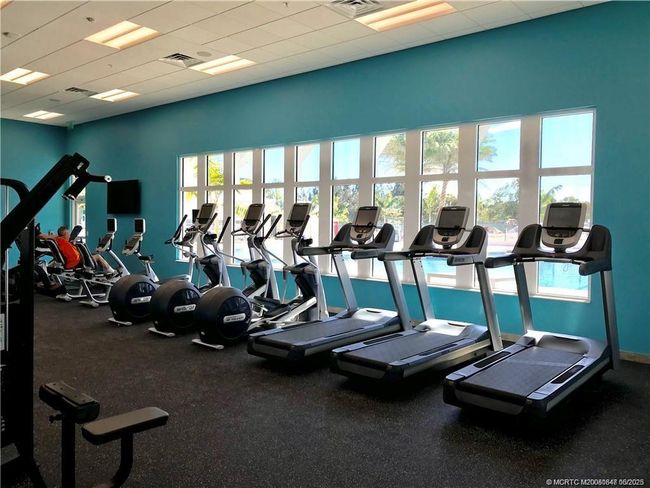 142 Ne Coastal Dr, House other with 2 bedrooms, 2 bathrooms and 2 parking in Ocean Breeze FL | Image 23