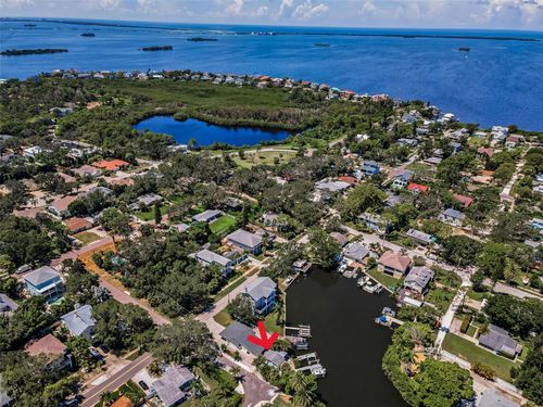 602 Mccosh Ave, Crystal Beach, FL, 34681 | Card Image