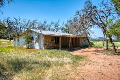 51 Ds Road, House other with 2 bedrooms, 1 bathrooms and 2 parking in Fredericksburg TX | Image 2