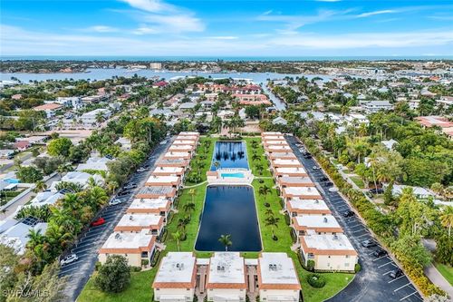 apt-c7-1155 Sandpiper St, NAPLES, FL, 34102-0540 | Card Image
