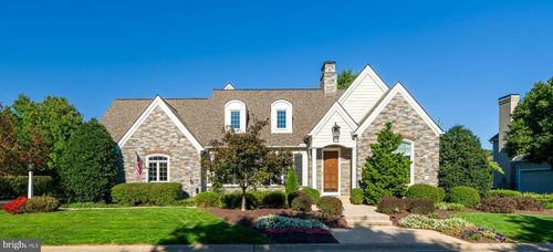 817 Woodfield Dr, LITITZ, PA, 17543-8377 | Card Image