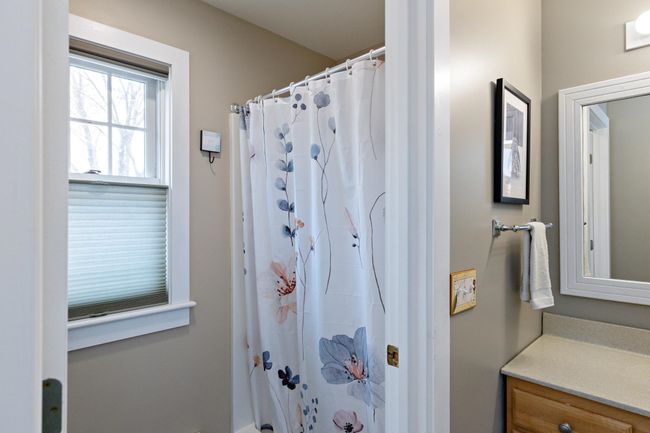 166 Appletree Point Rd, House other with 3 bedrooms, 3 bathrooms and null parking in Burlington VT | Image 36