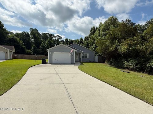 301 Top Knot Rd, Hubert, NC, 28539-4592 | Card Image