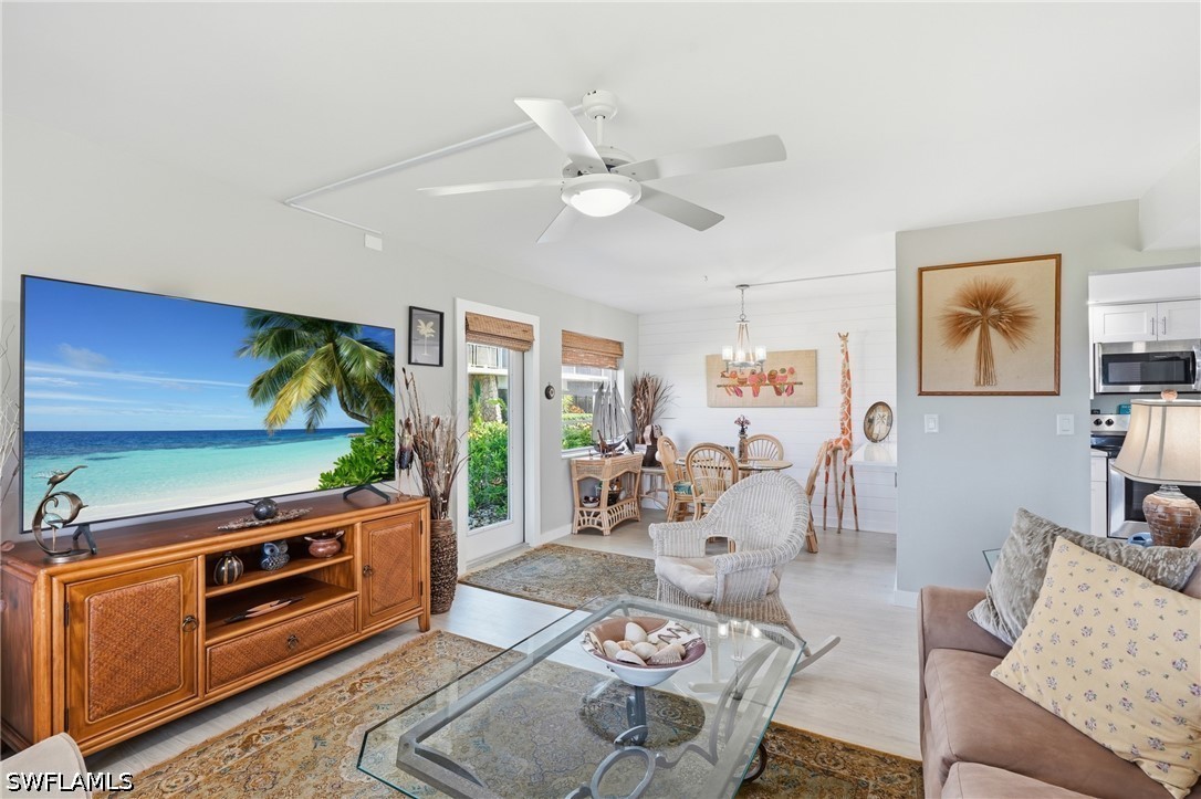 Residential in Naples 5