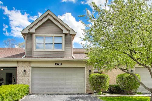 723 Walden Dr, Palatine, IL, 60067-8648 | Card Image