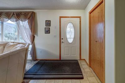 221 13 St Nw, House detached with 5 bedrooms, 3 bathrooms and 4 parking in Drumheller AB | Image 2