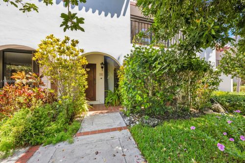 apt-110-265 Grapetree Dr, Key Biscayne, FL, 33149-2701 | Card Image