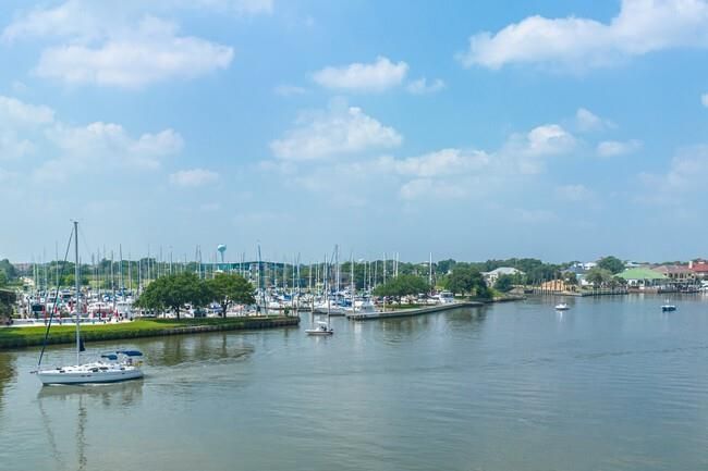 APT-14 - 709 Gale St, Townhouse with 2 bedrooms, 1 bathrooms and 1 parking in Seabrook TX | Image 21