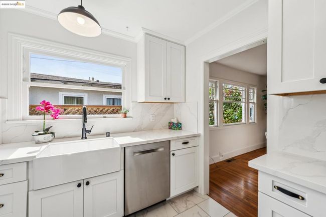 1040 Camelia St, House other with 2 bedrooms, 1 bathrooms and null parking in Berkeley CA | Image 18
