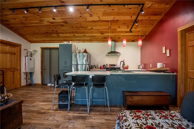 Living Room/ Kitchen | Image 13