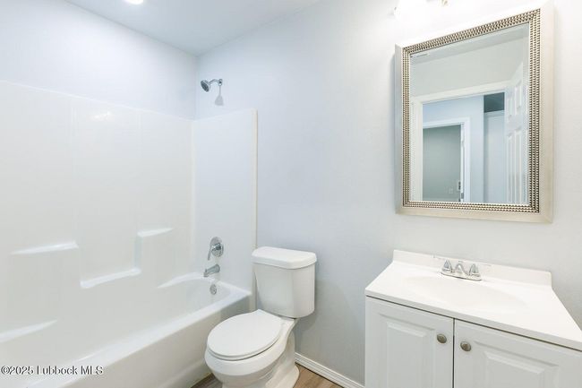 Second Bath | Image 25
