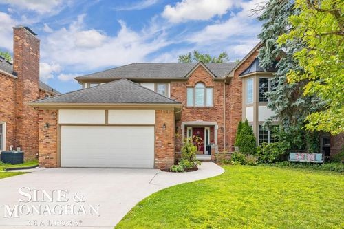 1045 Whittier Rd, Grosse Pointe Park, MI, 48230-1460 | Card Image