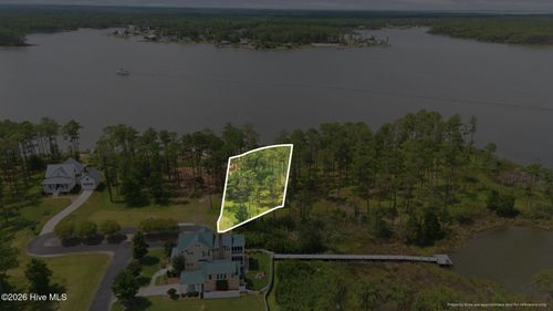 238 Oyster Point Rd, Oriental, NC, 28571-7523 | Card Image