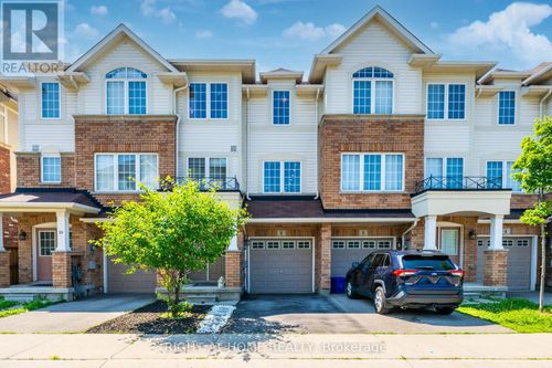 8 Kenridge Terrace, Hamilton (Stoney Creek Mountain), ON, L8J0G4 | Card Image