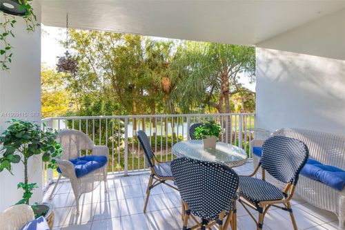 apt-212-3850 Washington St, Hollywood, FL, 33021-7354 | Card Image