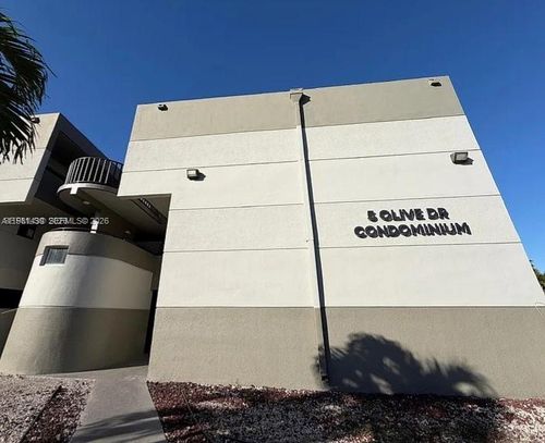 apt-24-5 Olive Dr, Hialeah, FL, 33010-5254 | Card Image