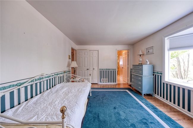 5th bedroom with Jack and Jill bathroom access | Image 29