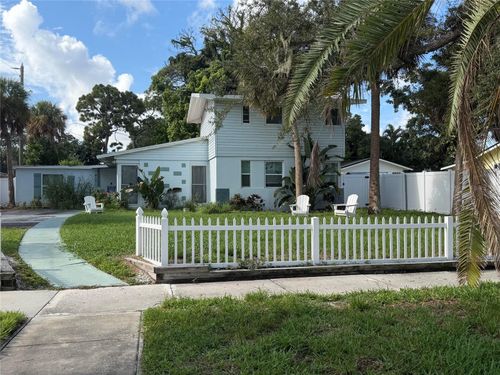 415 Venetian Dr, CLEARWATER, FL, 33755-1751 | Card Image