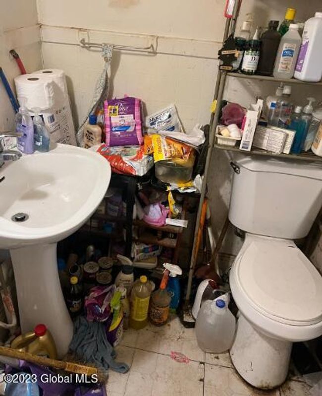 3262 Sixth Ave Avenue, For Sale in Troy Zoocasa