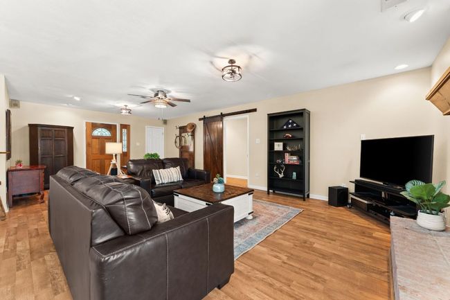 11551 Fm 32, House other with 4 bedrooms, 3 bathrooms and 5 parking in Fischer TX | Image 5