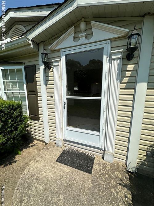 8049 Mckinley Rd, Clay, MI, 48001-3315 | Card Image