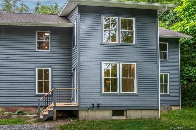 62 Railroad St, House other with 3 bedrooms, 3 bathrooms and 4 parking in Canaan CT | Image 4