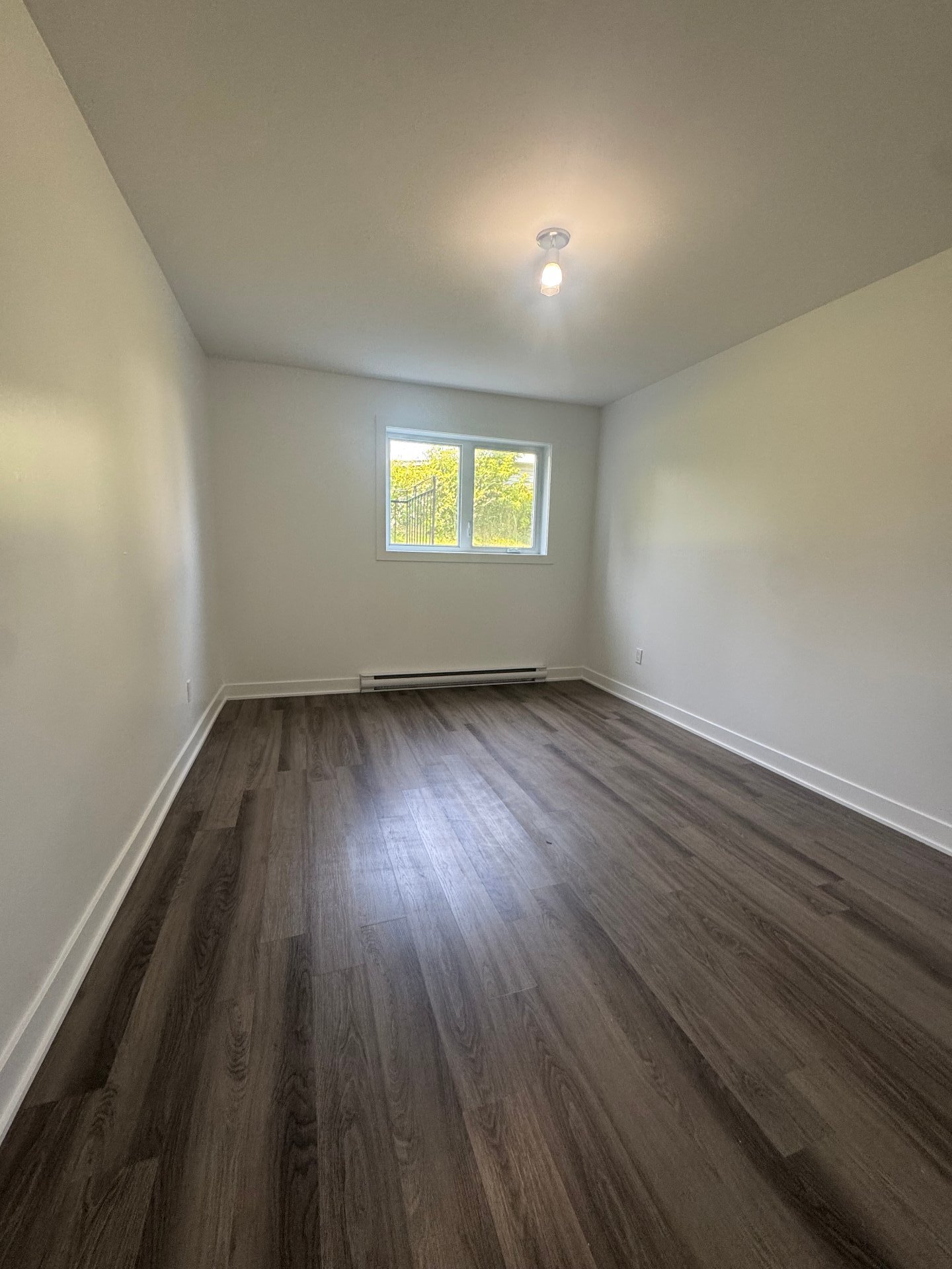 Residential Lease in Longueuil (Le Vieux-Longueuil) 5