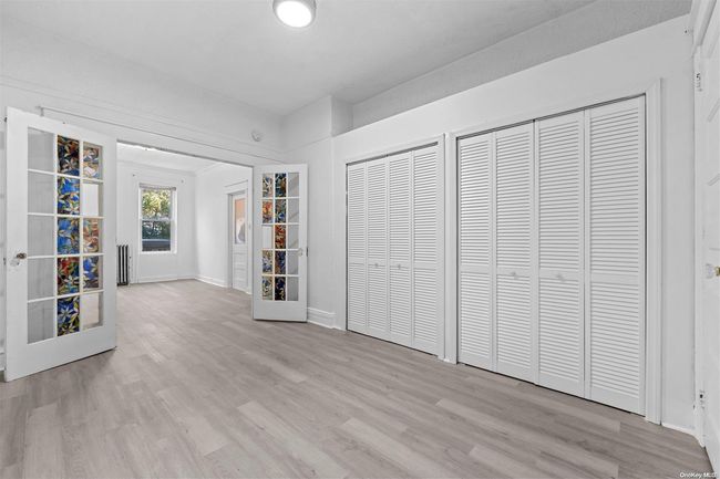 16-11 Cornelia St, Home with 7 bedrooms, 3 bathrooms and null parking in Ridgewood NY | Image 7