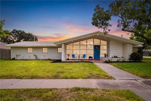 353 Bermuda Pl, Corpus Christi, TX, 78411-1507 | Card Image