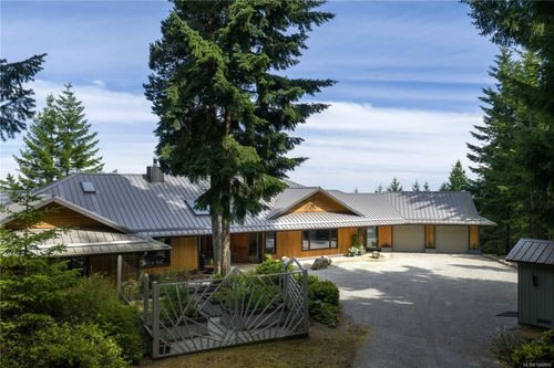 253 Chilton Rd, Salt Spring Island, BC, V8K2W9 | Card Image