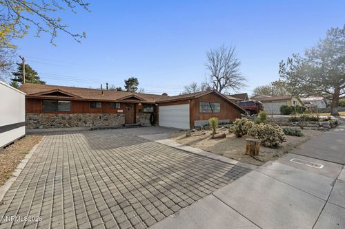 2060 Carlin St, Reno, NV, 89503-4047 | Card Image