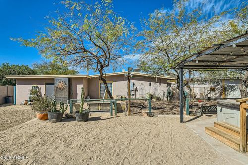 9031 N 14th St, Phoenix, AZ, 85020-2710 | Card Image