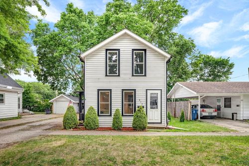 413 W Washington St, Morris, IL, 60450-1758 | Card Image