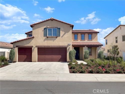 5937 Verde Way, Banning, CA, 92220-3142 | Card Image