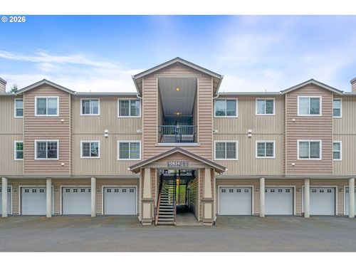 204-10834 Ne Holly St, Hillsboro, OR, 97006-7067 | Card Image