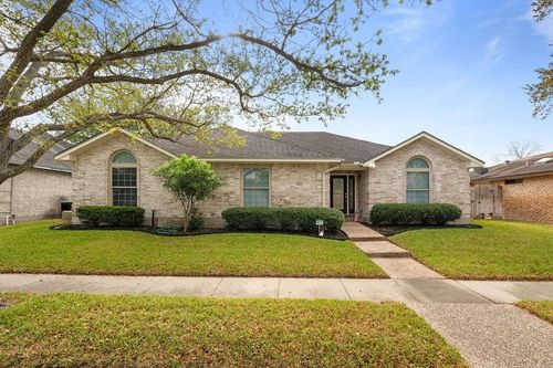 7430 Venice Dr, Corpus Christi, TX, 78413-5212 | Card Image