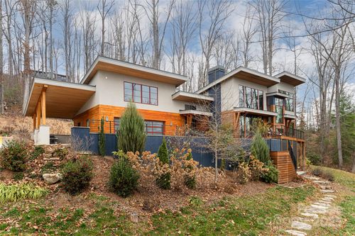 42 Towering Oaks Ln, Asheville, NC, 28805-0051 | Card Image