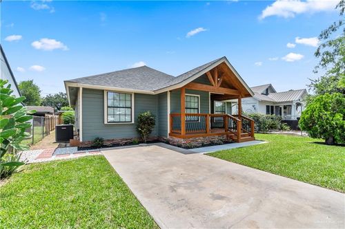 1018 N Keralum Ave, Mission, TX, 78572-4236 | Card Image