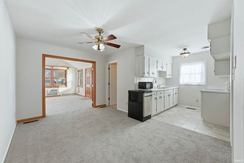 6129 Lunada Dr, Fort Wayne, IN, 46816-1630 | Card Image